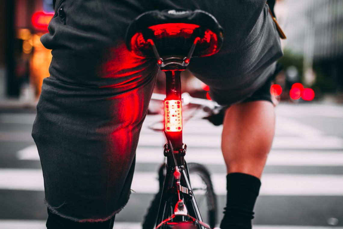 Lucnt SRL1 - Une lampe de vélo intelligente et connectée