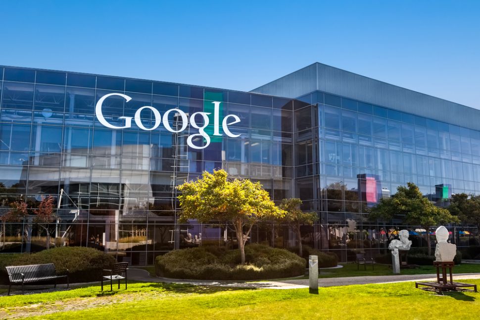 Google ouvre un centre de formation en ligne sur l'Intelligence Artificielle : le Web Learn with Google AI