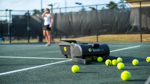 Tennibot – Le robot ramasseur de balles de tennis !