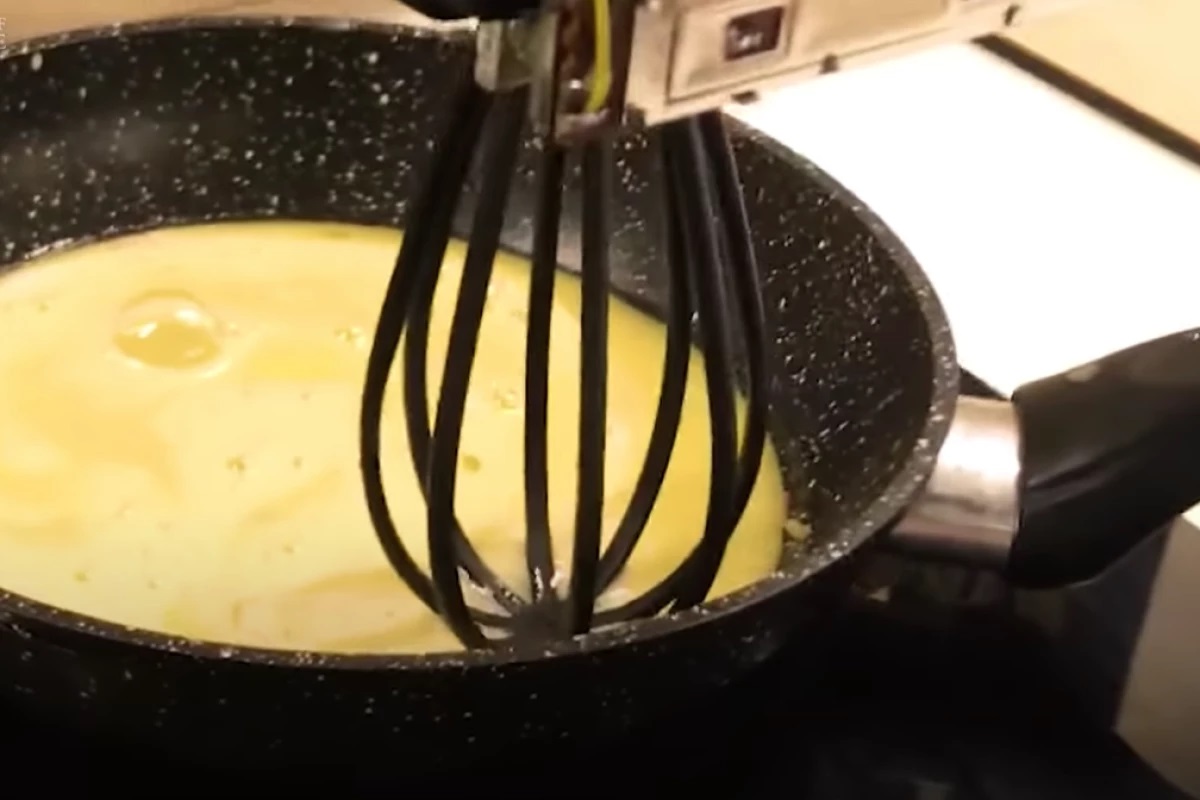 Un robot cuisinier se forme tout seul à améliorer ses omelettes