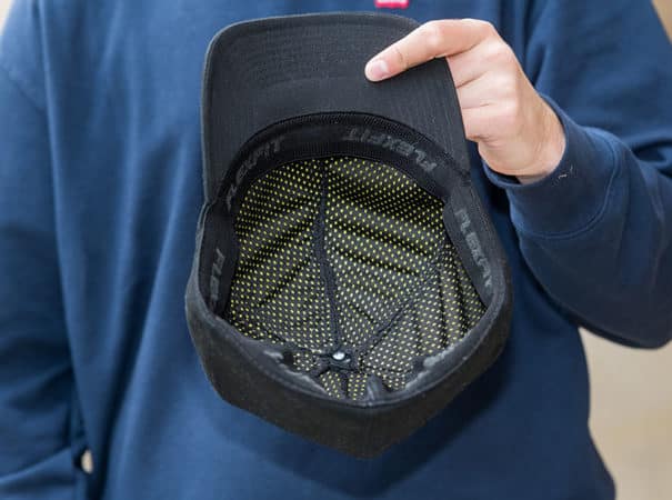 Owen Sutton dévoile une casquette wearable pour prévenir les blessures à la tête 1