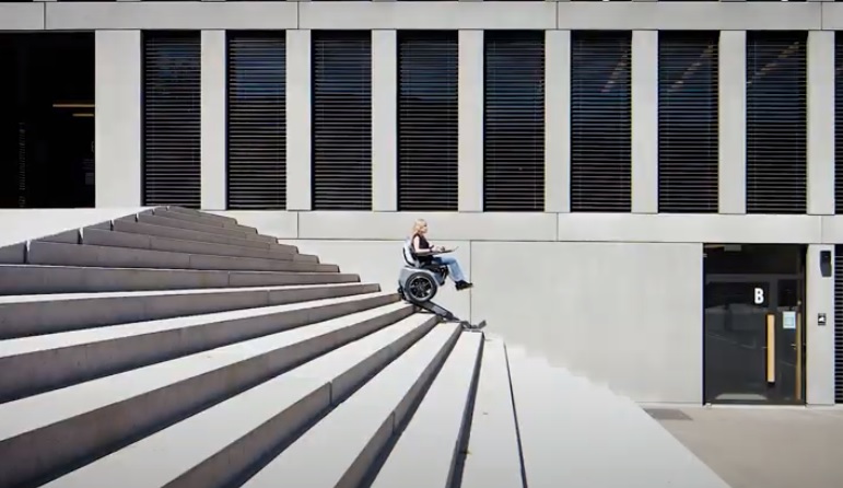Scewo Bro - Un fauteuil roulant intelligent nouvelle génération