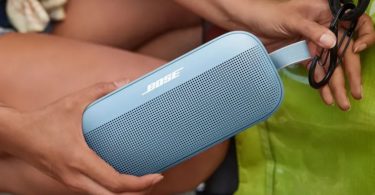 SoundLink Flex - La nouvelle enceinte de Bose a un design robuste et un son étonnant