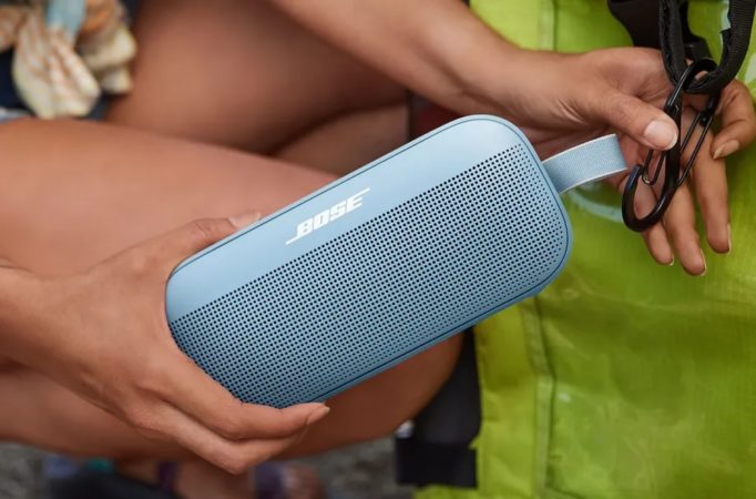SoundLink Flex - La nouvelle enceinte de Bose a un design robuste et un son étonnant