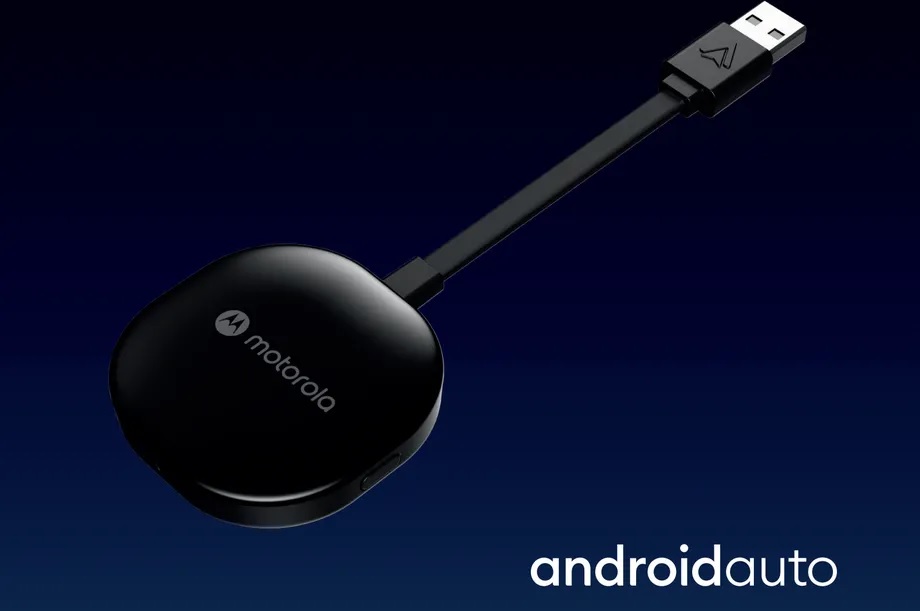 Le Motorola MA1 est un dongle pour Android Auto sans fil