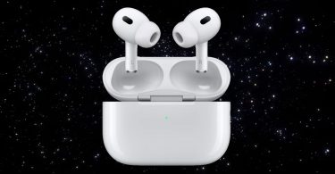 Les AirPods Pro 2 d'Apple arrivent avec un ANC amélioré, un contrôle tactile et une batterie renforcée.