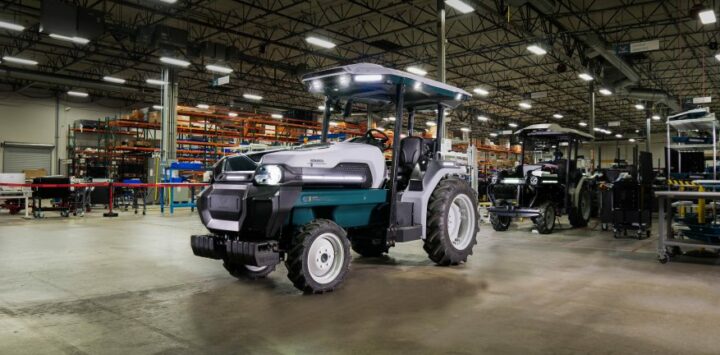 Founder MK-V - Un tracteur autopiloté pour une agriculture autonome