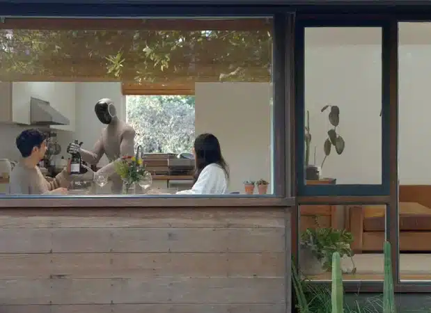 Neo Gamma robot domestique