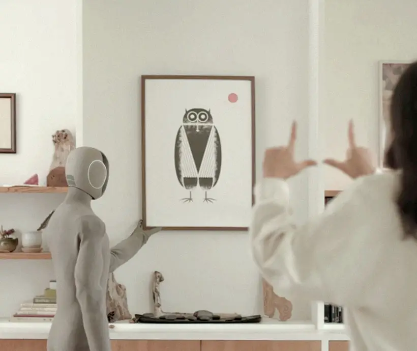 robot domestique futuriste